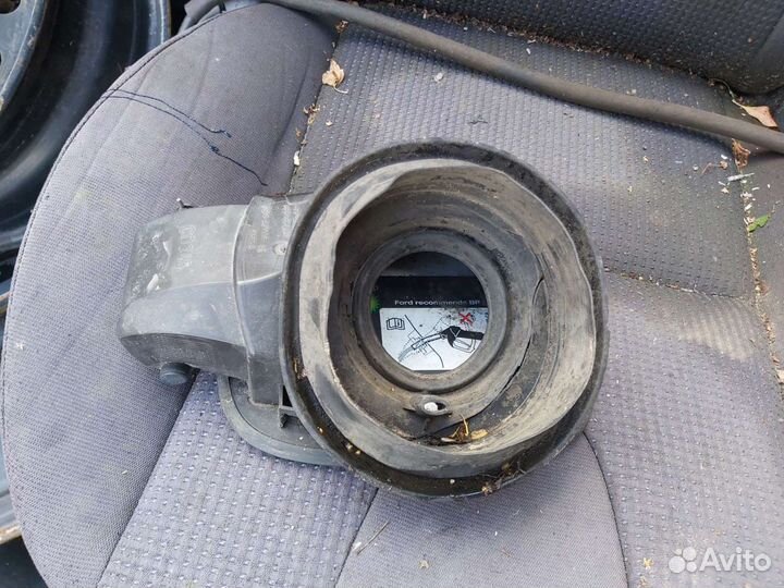 Лючок бензобака Форд Мондео IV