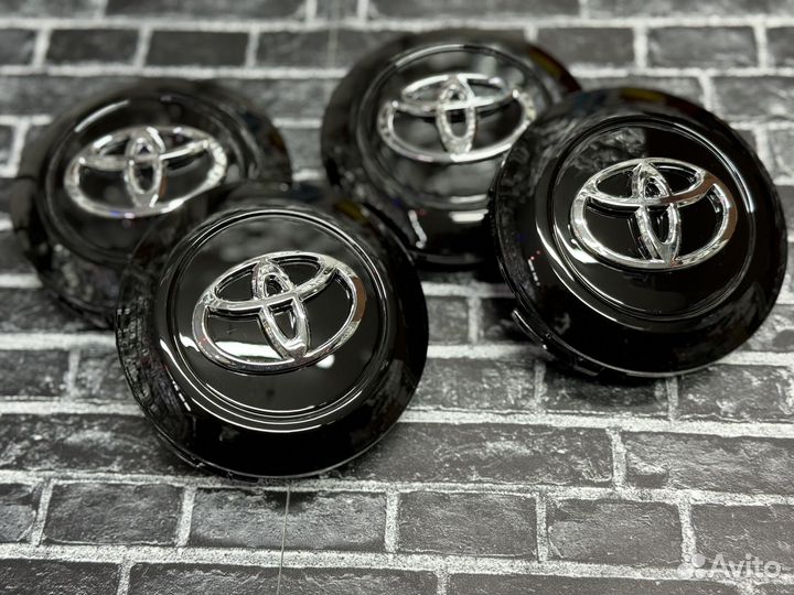 Колпачки на диски Toyota LC200 черный