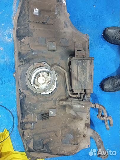 Топливный бак kia rio 3