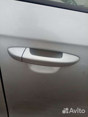 Передняя правая ручка двери Volkswagen Passat B6