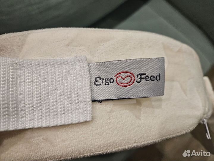 Подушка для кормления новорожденного ребенка
