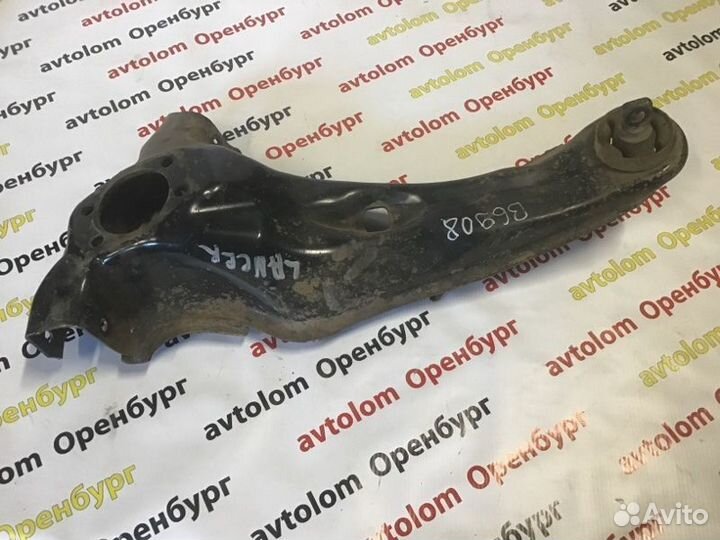 Рычаг продольный задний правый Mitsubishi Lancer