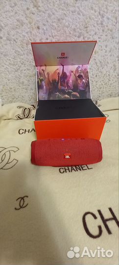Колонка jbl