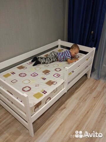 Детская кровать из массива березы