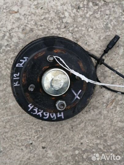 Ступица задняя левая Nissan March K12 CR12