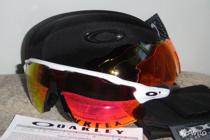 Спортивные очки Oakley 