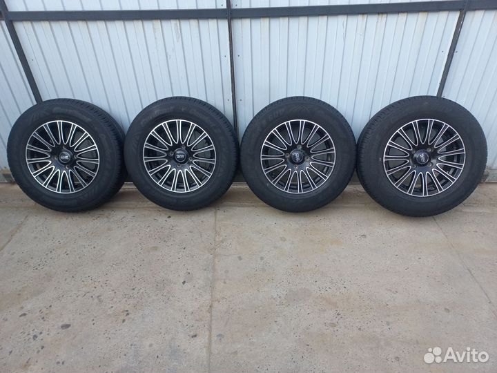 Комплект колёс 205/70 R15 4x114.3