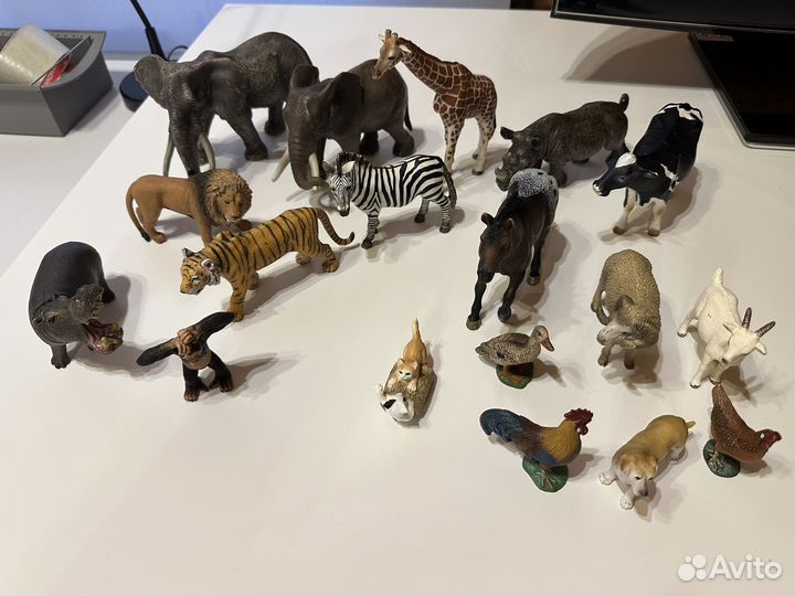 Фигурки животных schleich и mojo