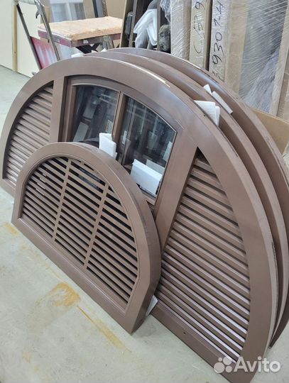 Деревянные слуховые окна на заказ