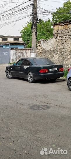 Mercedes-Benz E-класс 2.3 МТ, 1997, 383 000 км