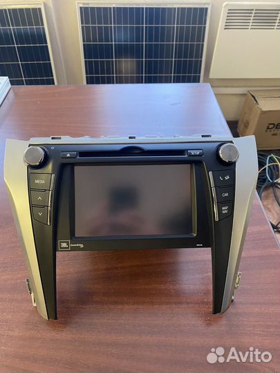Магнитола с блоком навигации на toyota camry 55