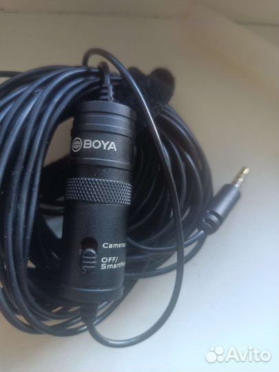 Петличный микрофон boya