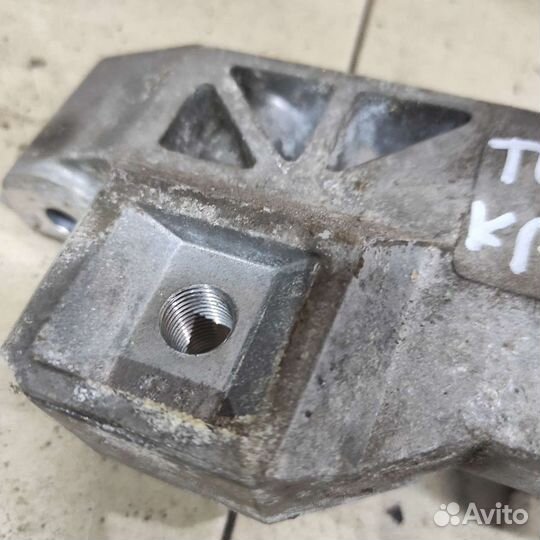 Кронштейн двигателя правый Tiida (C11) 2007-2014