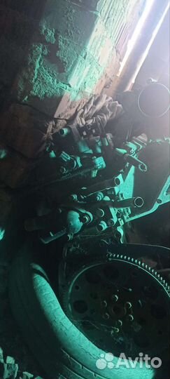 Двигатель QG 10 1.8