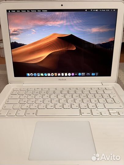 Apple MacBook