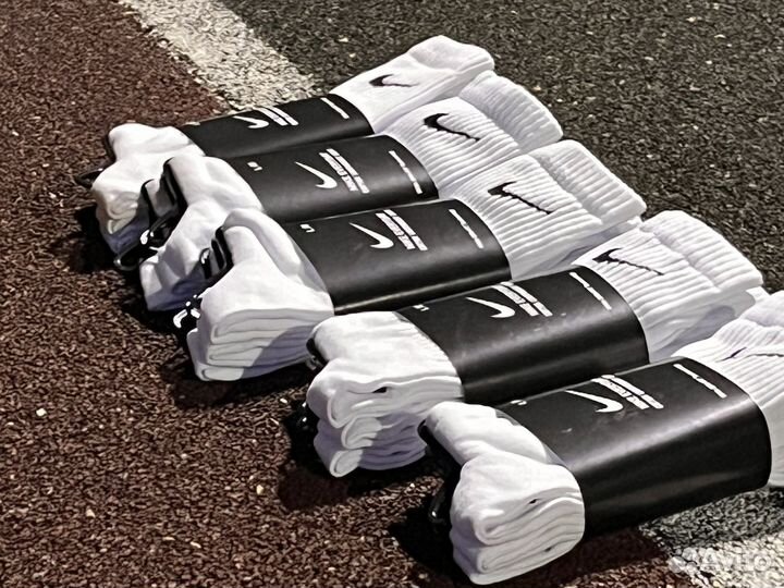 Носки nike белые высокие