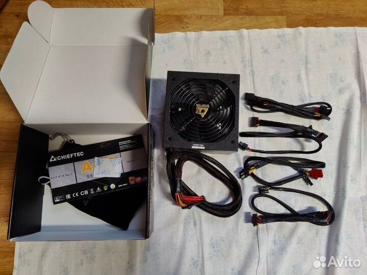 Блок питания Chieftec A-90