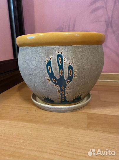 Большой керамический горшок напольный