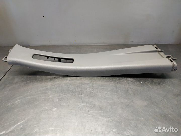 Накладка центральной стойки правая Toyota Yaris 2