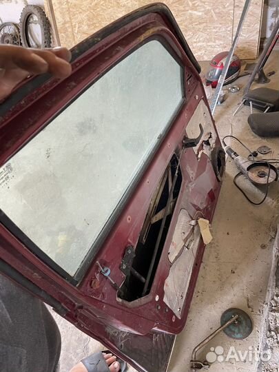 Дверь ваз 21123