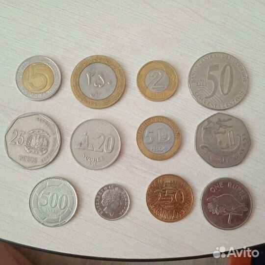 Иностранные монеты 12 штук