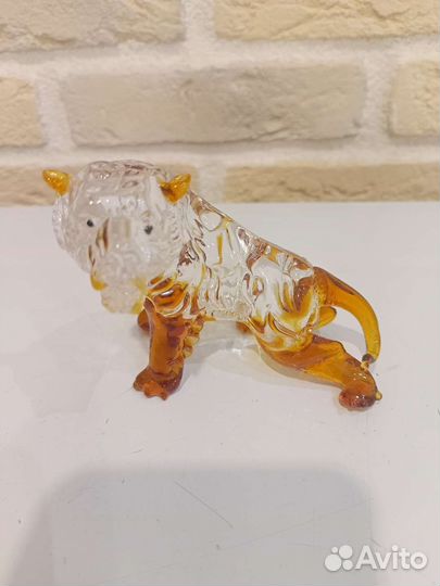 Фигурка льва хрусталь