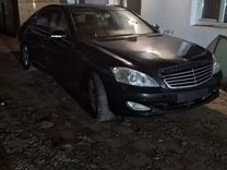 Mercedes-Benz S-класс 5.5 AT, 2006, 260 000 км, с пробегом, цена 650 000 руб.