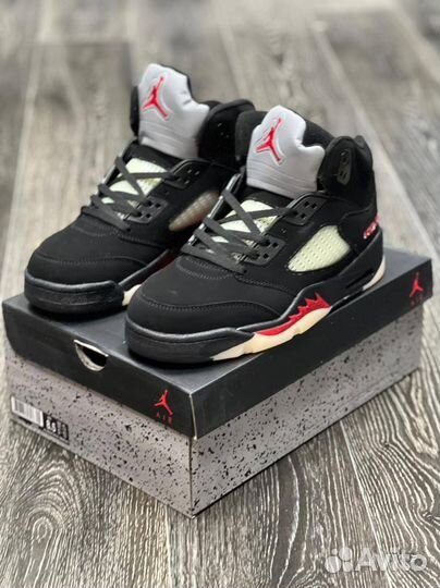 Кроссовки Nike air Jordan 5 Lux