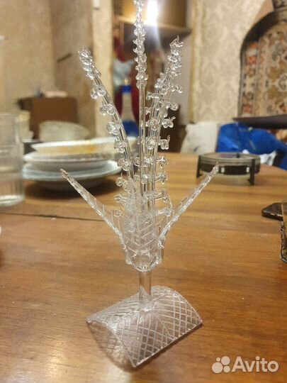 Стеклянная статуэтка колокольчики