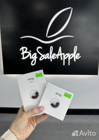 Оригинальный трекер Apple AirTag (4 штуки)
