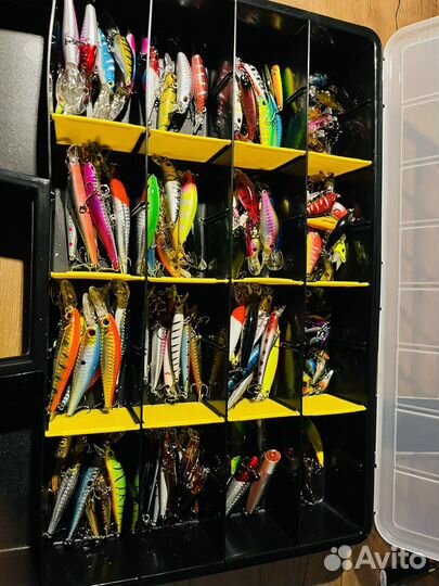 168 воблеров в кейсе