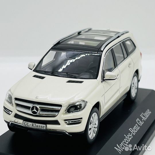 Mercedes-Benz GL-Classe white Norev 1:43