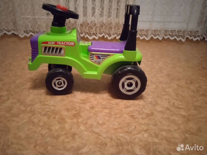 Детские игрушки трактор
