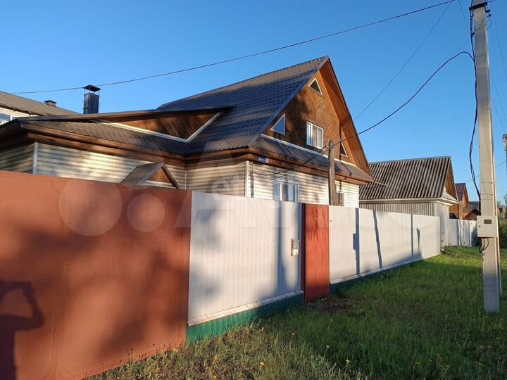 Дом 135,3 м² на участке 8,2 сот.