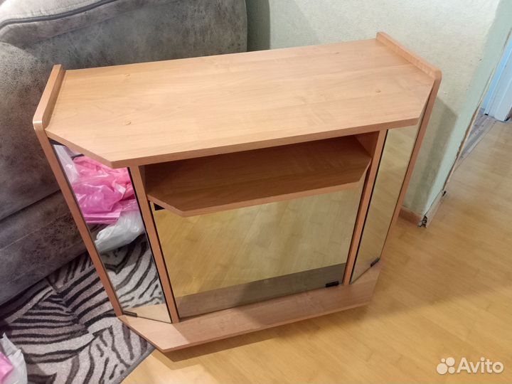Тумба под телевизор