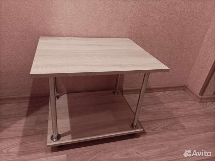 Журнальный стол
