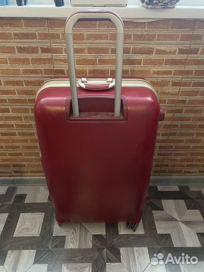 Чемодан samsonite