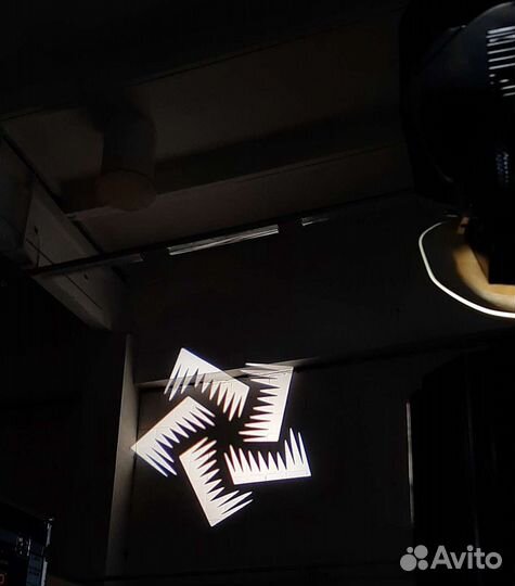 Световой прибор Robe Scan 575xt