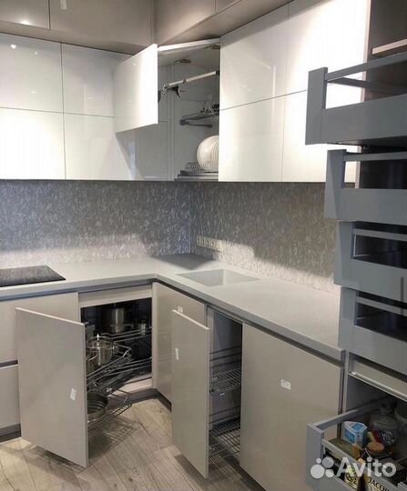 Кухня Белая Кухонный гарнитур