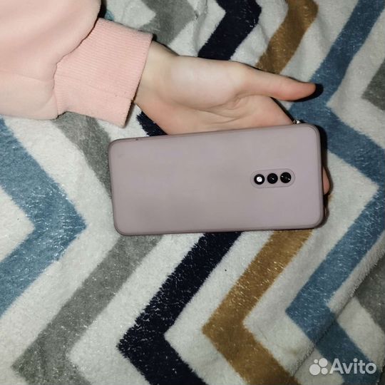 realme X, 4/64 ГБ