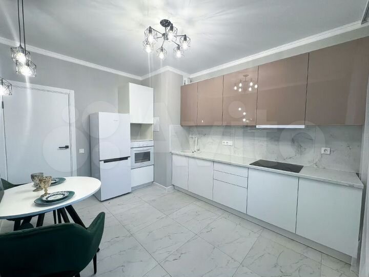 2-к. квартира, 61,5 м², 12/16 эт.