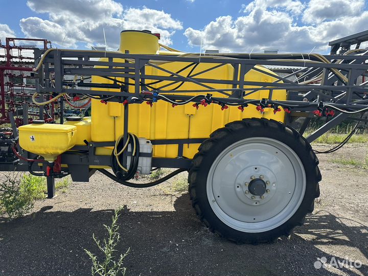 Опрыскиватель ООО Сельхозтехника Шторм 3000, 2020