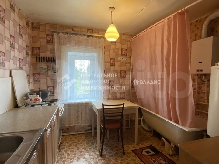 Дом 51,2 м² на участке 12 сот.