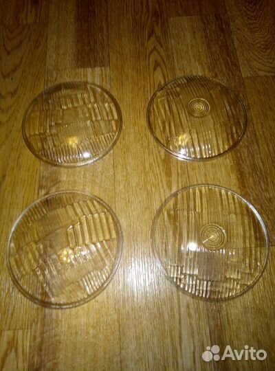 Стекло для фары ваз 2106