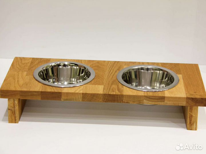 Кормушка для кошек и собак из массива дуба