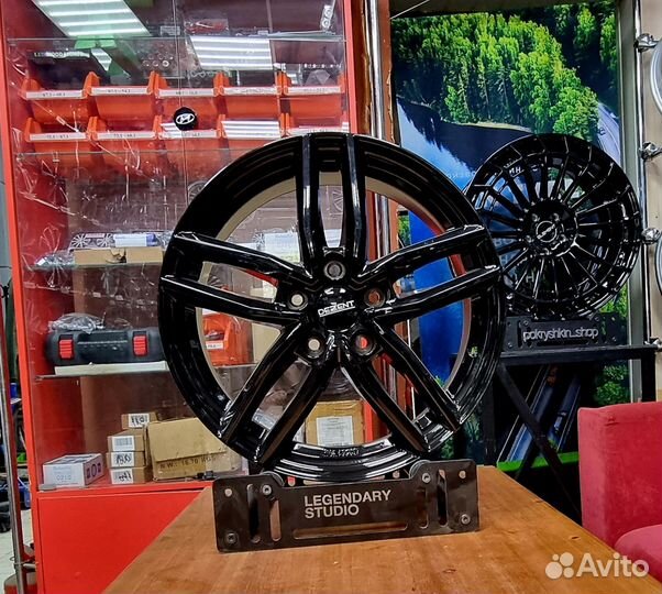 Диски R17 5x114.3 Decent Germany