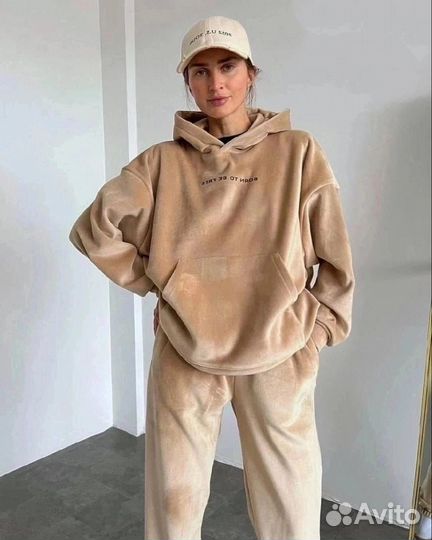 Спортивный костюм женские