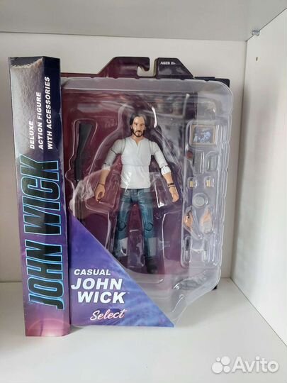 Casual John Wick Diamond Select фигурка