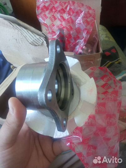 Запчасти на toyota corolla ae 100-110