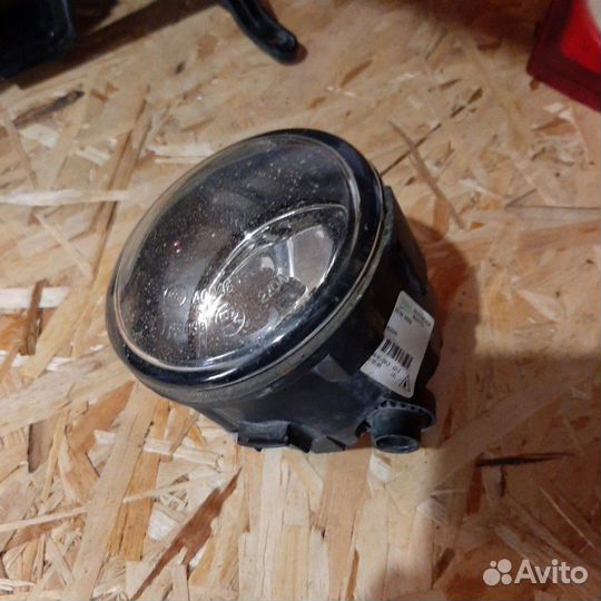 Фара противотуманная Nissan Almera G15